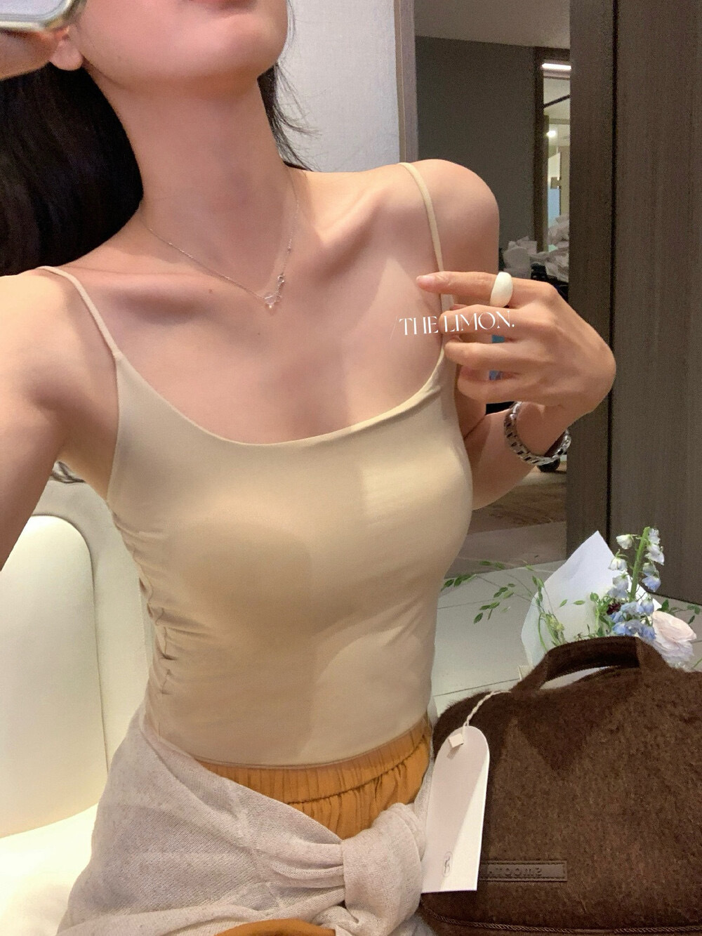 Nude肤色