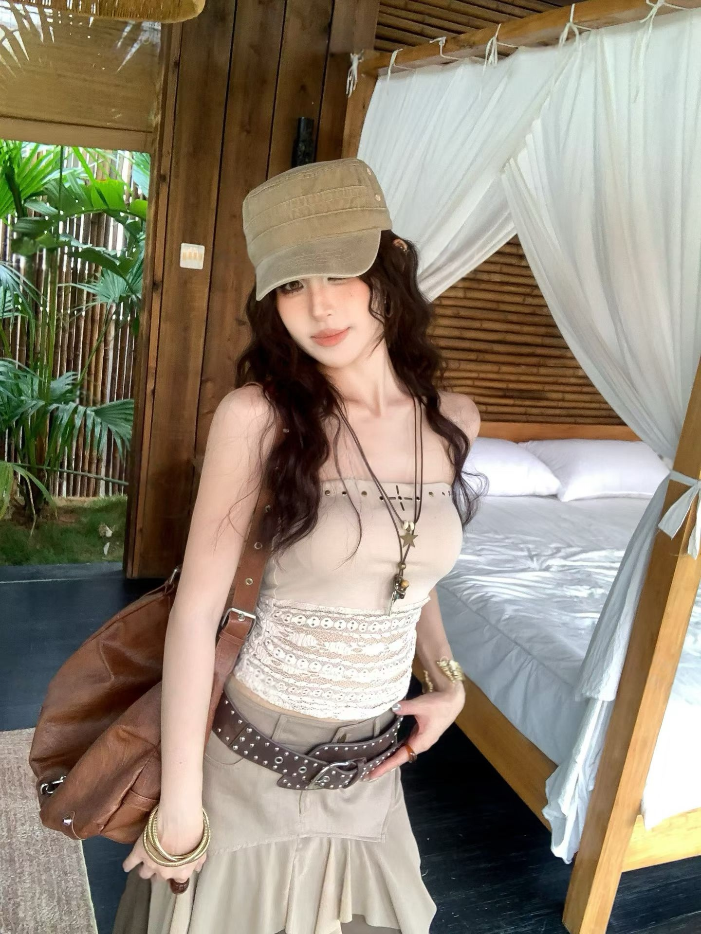 Beige杏色