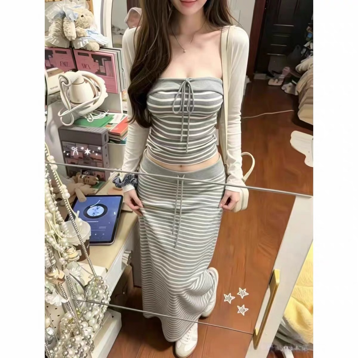 Grey灰色