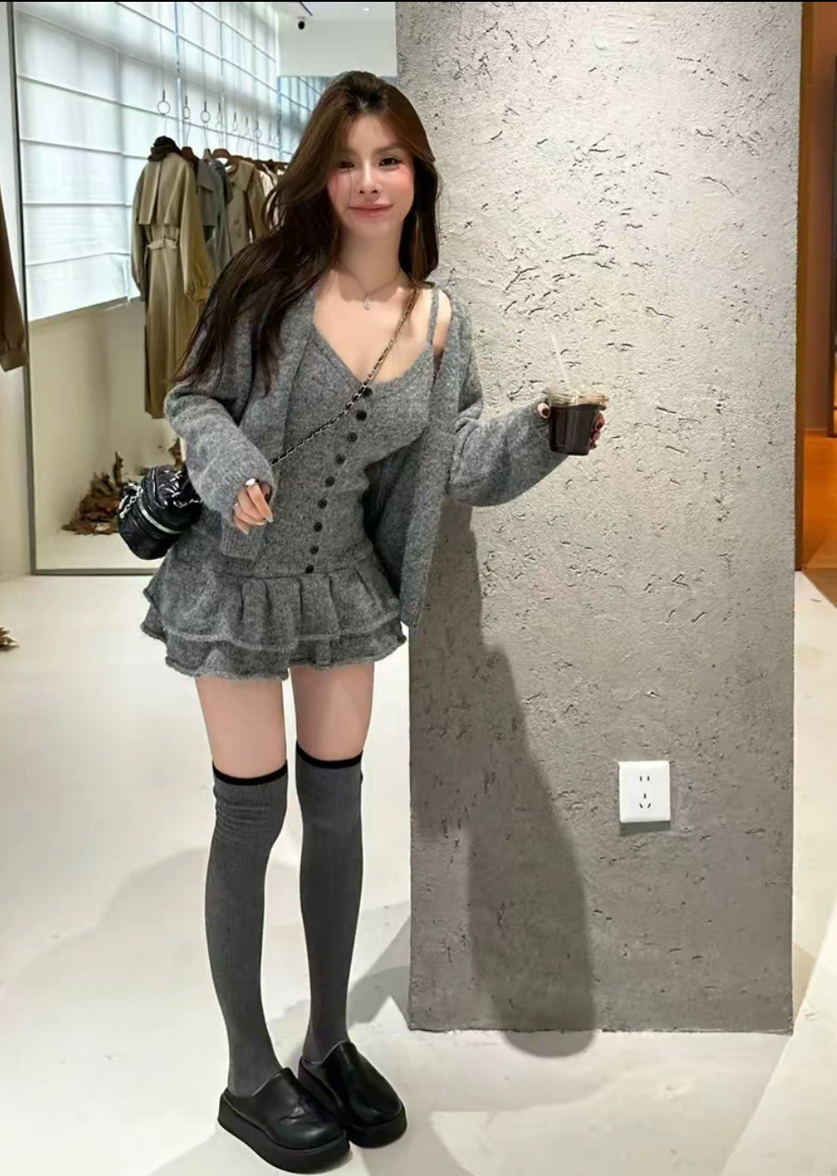Grey灰色