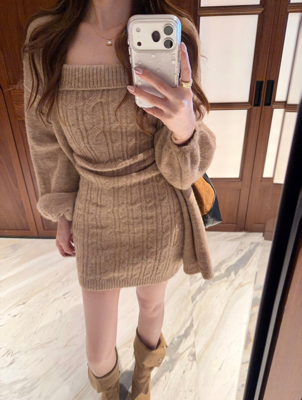 Oat燕麦色