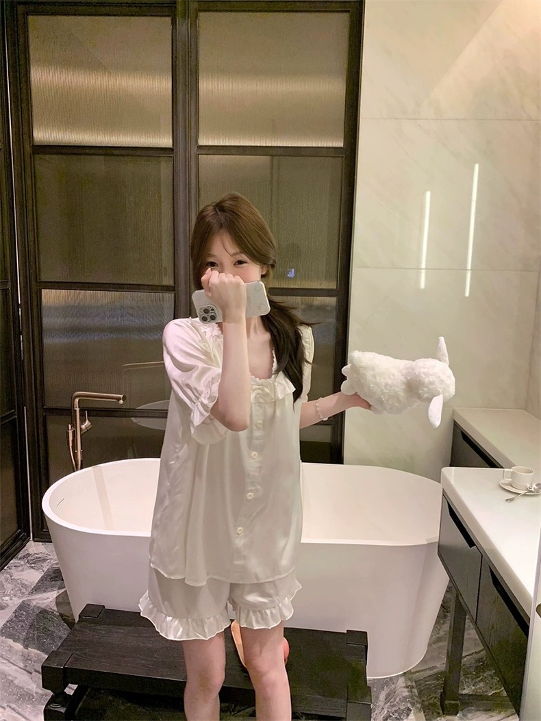 image_E2B64588-F589-4BF5-BDDB-D0B5849311A0_1764080261