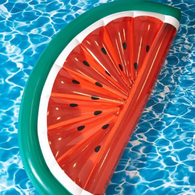 watermelon_float_1515169713_30d99b2d.jpg
