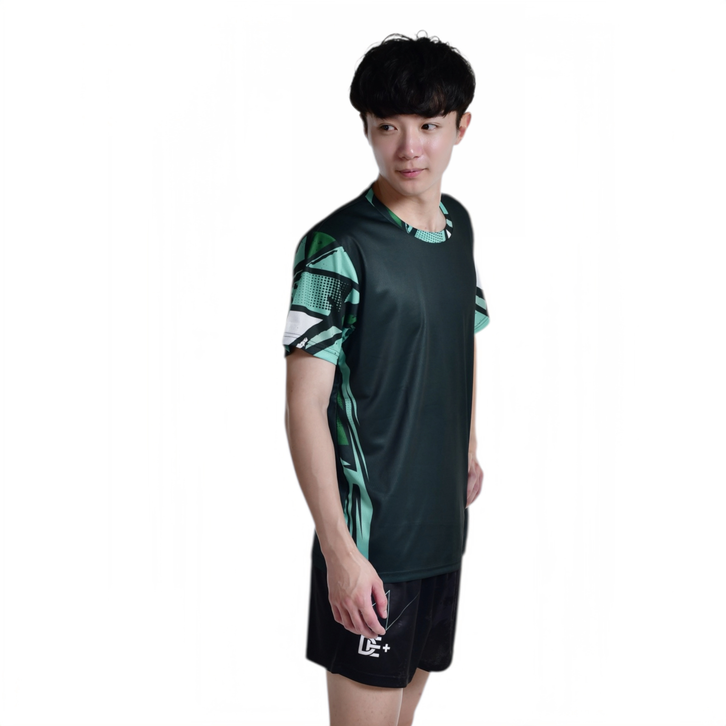 8E9578EB-09F8-4697-81A3-4A8148A3D84D