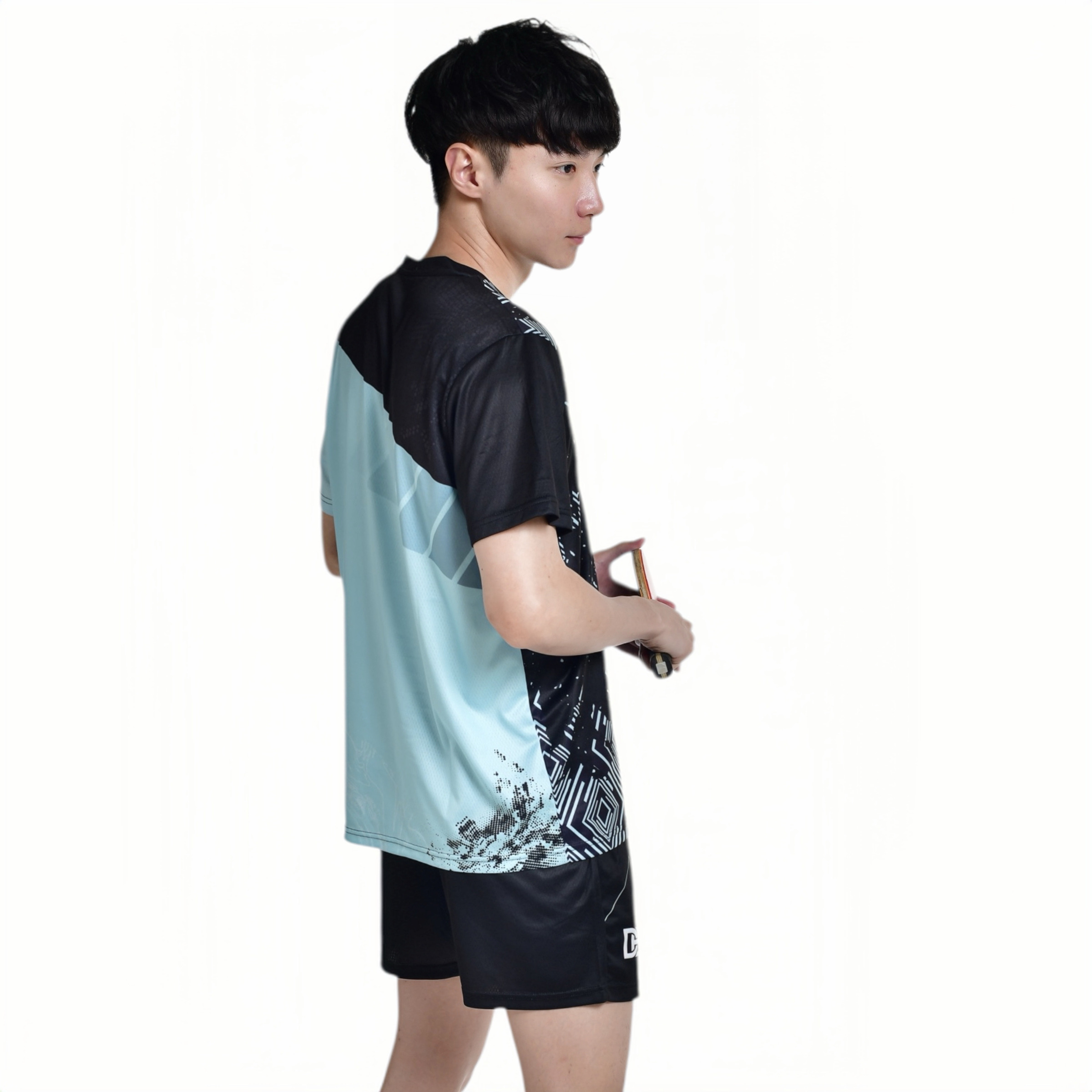 0176DFF3-25F1-467C-B6FA-7D0C7ACA5111