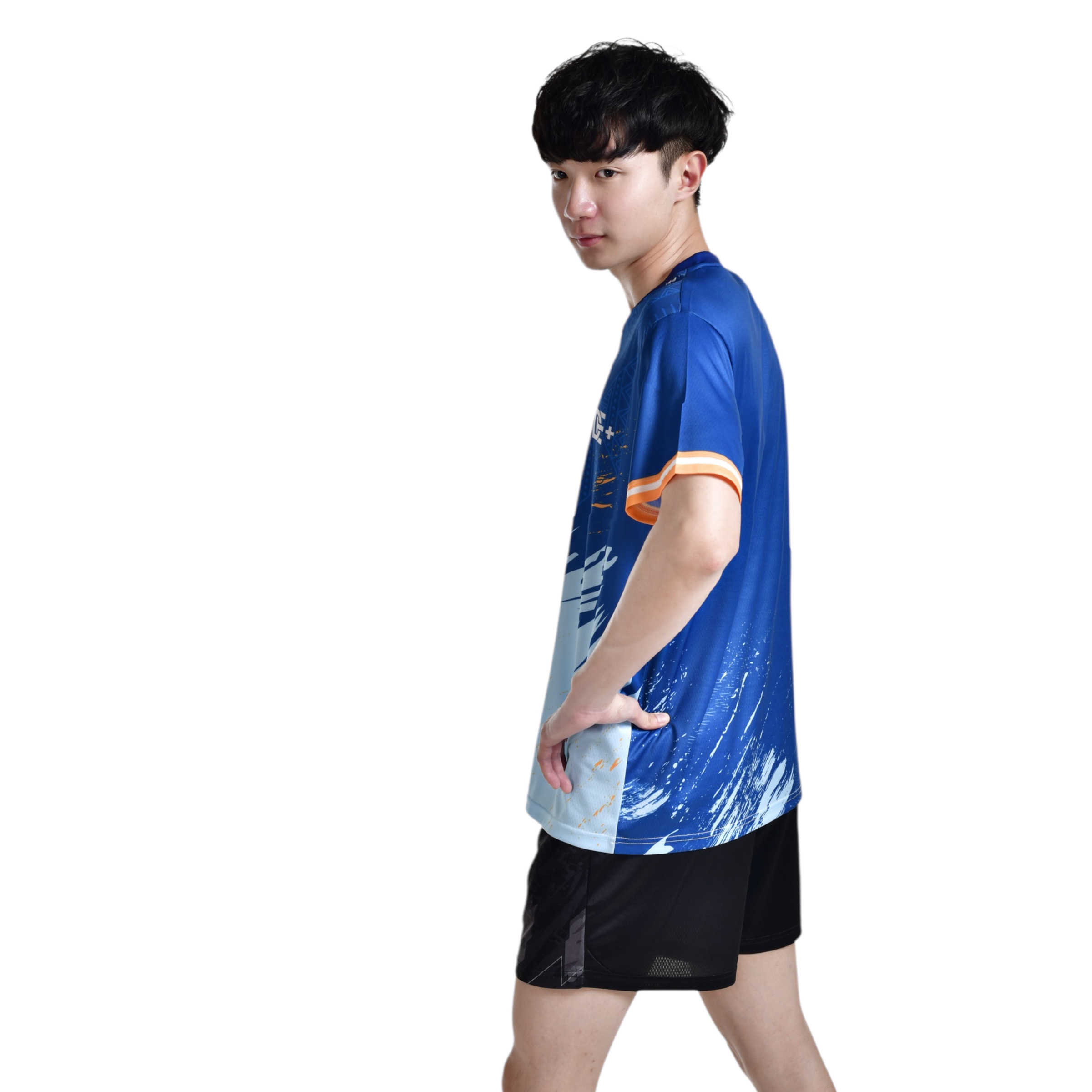 7651C81D-FFE3-42D2-A1F3-5347530C9CB1