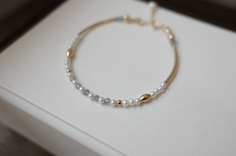 Grey & White Bracelet-1