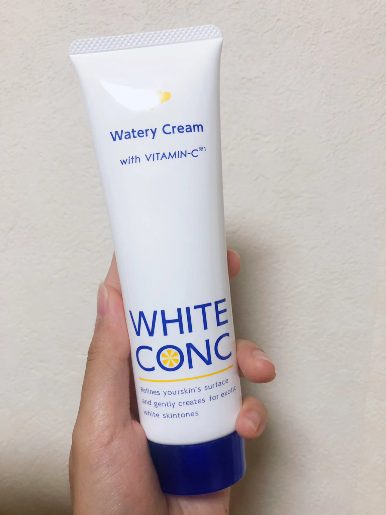 01D23B9B-668C-4D9C-A35B-84B3BBC9BABE