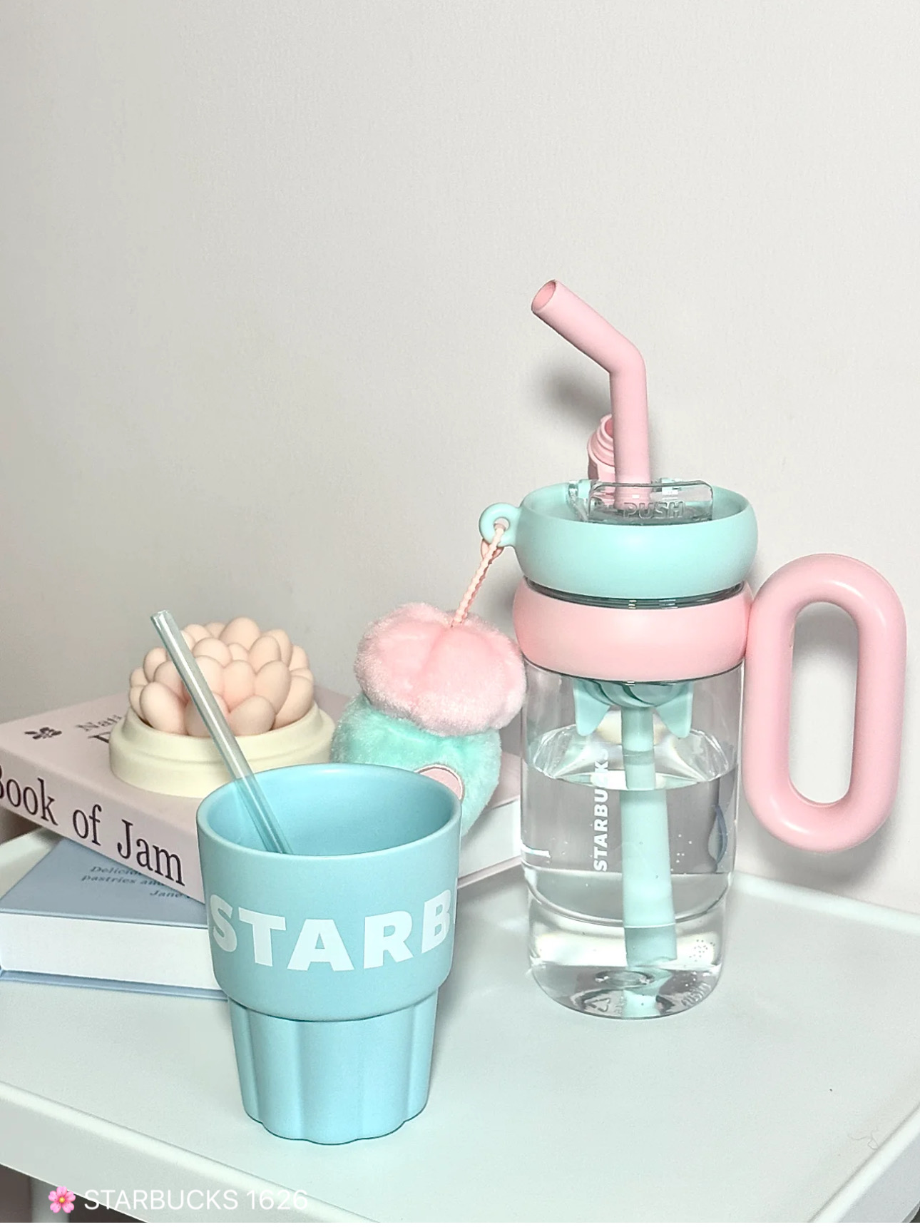 33b4dc0e6398af43a4549d2eca68964e