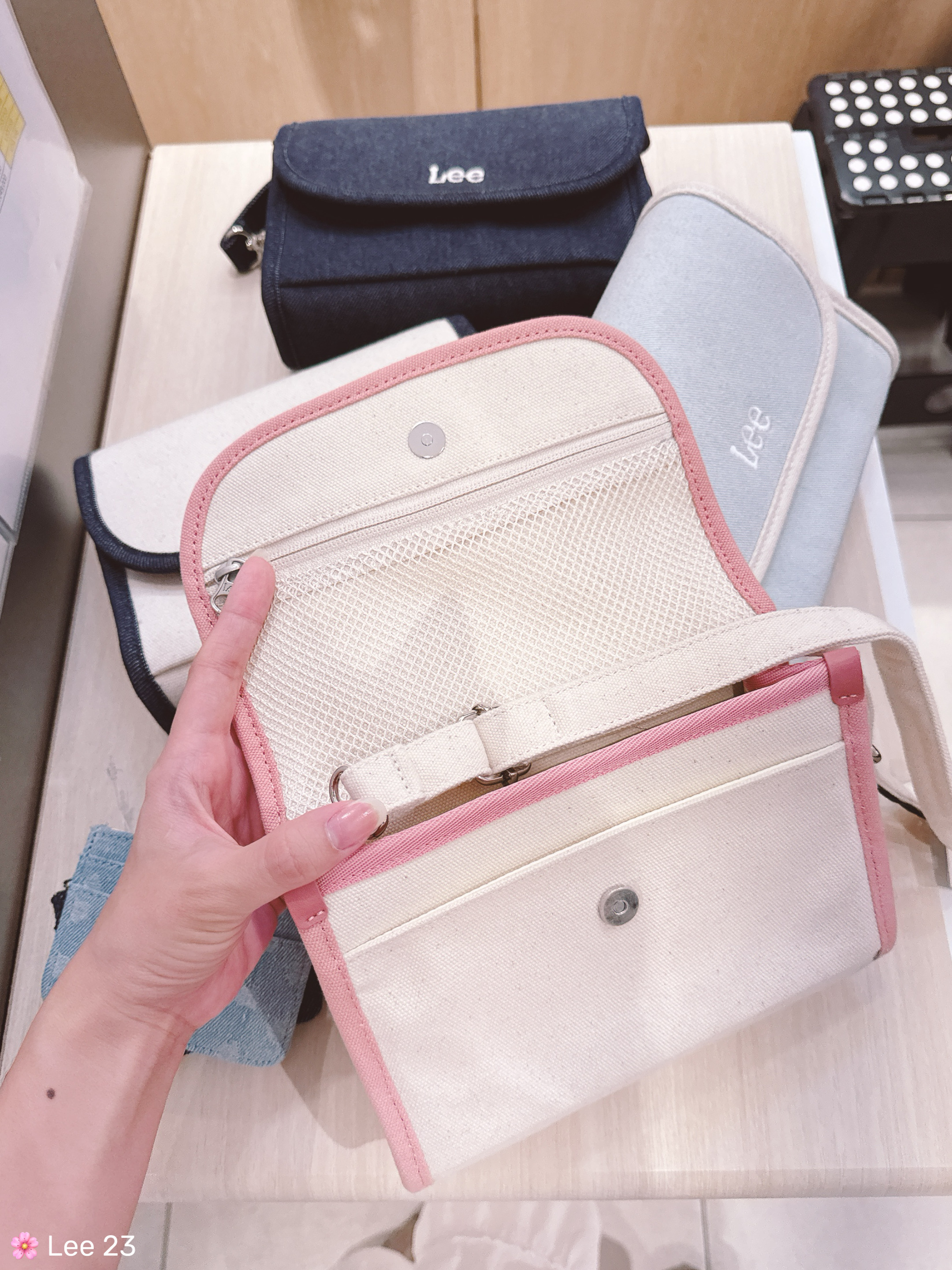 01ef0b64a2cc22eab381667f110eb265