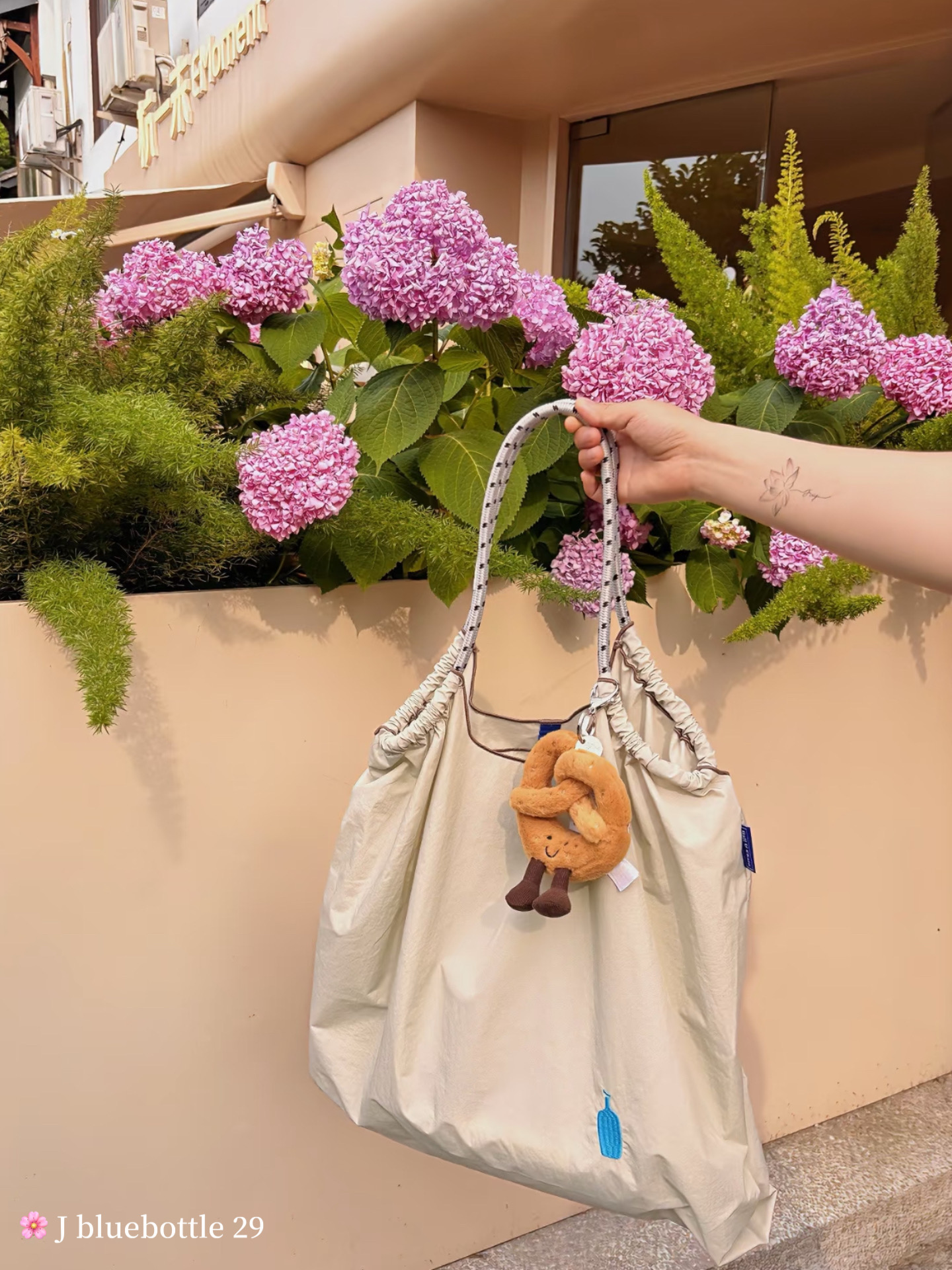 bd88647f0e24e8e5c7141d89063cbc78