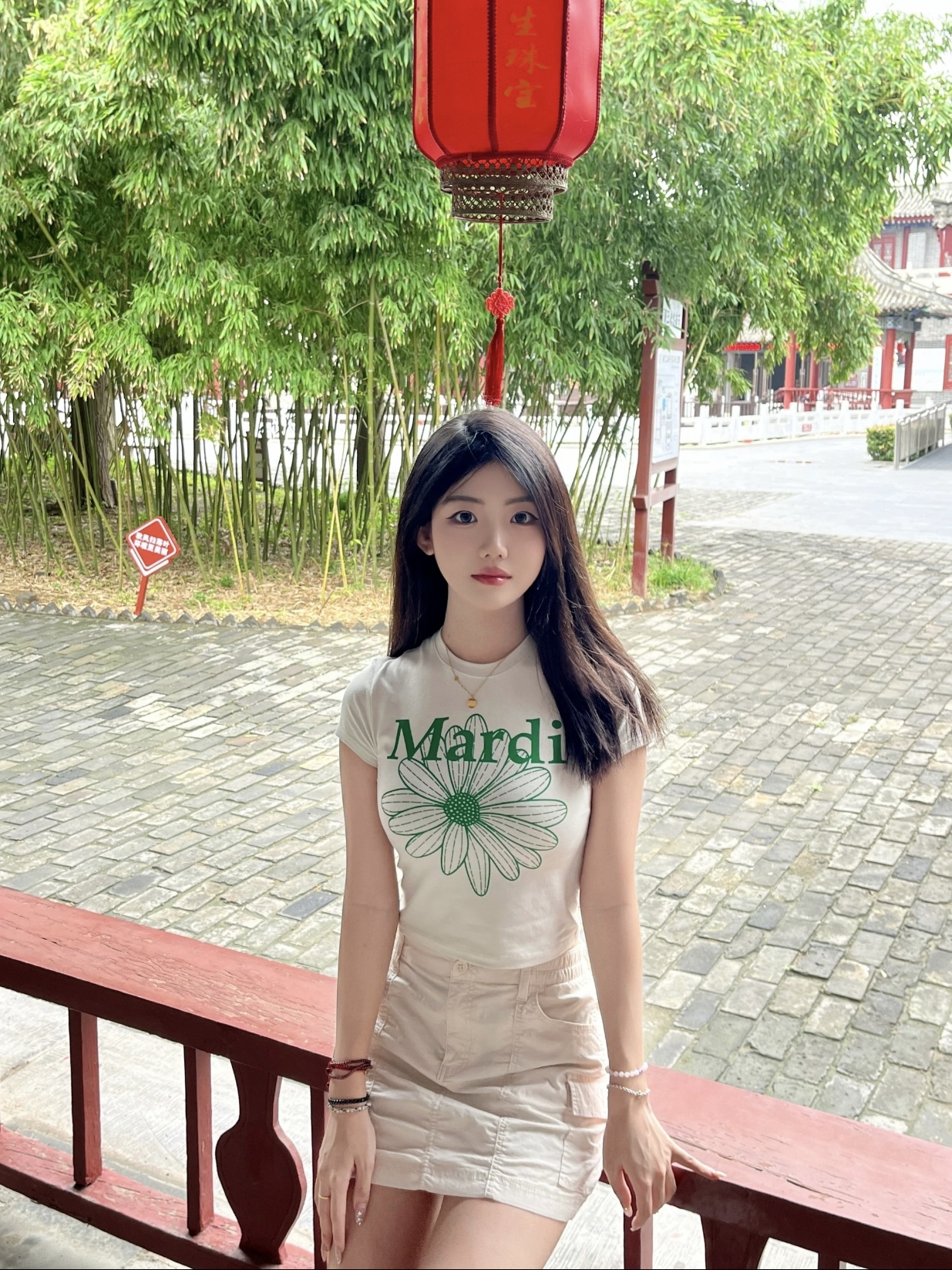 82105fb7e73ed74c56d194d1b983a523