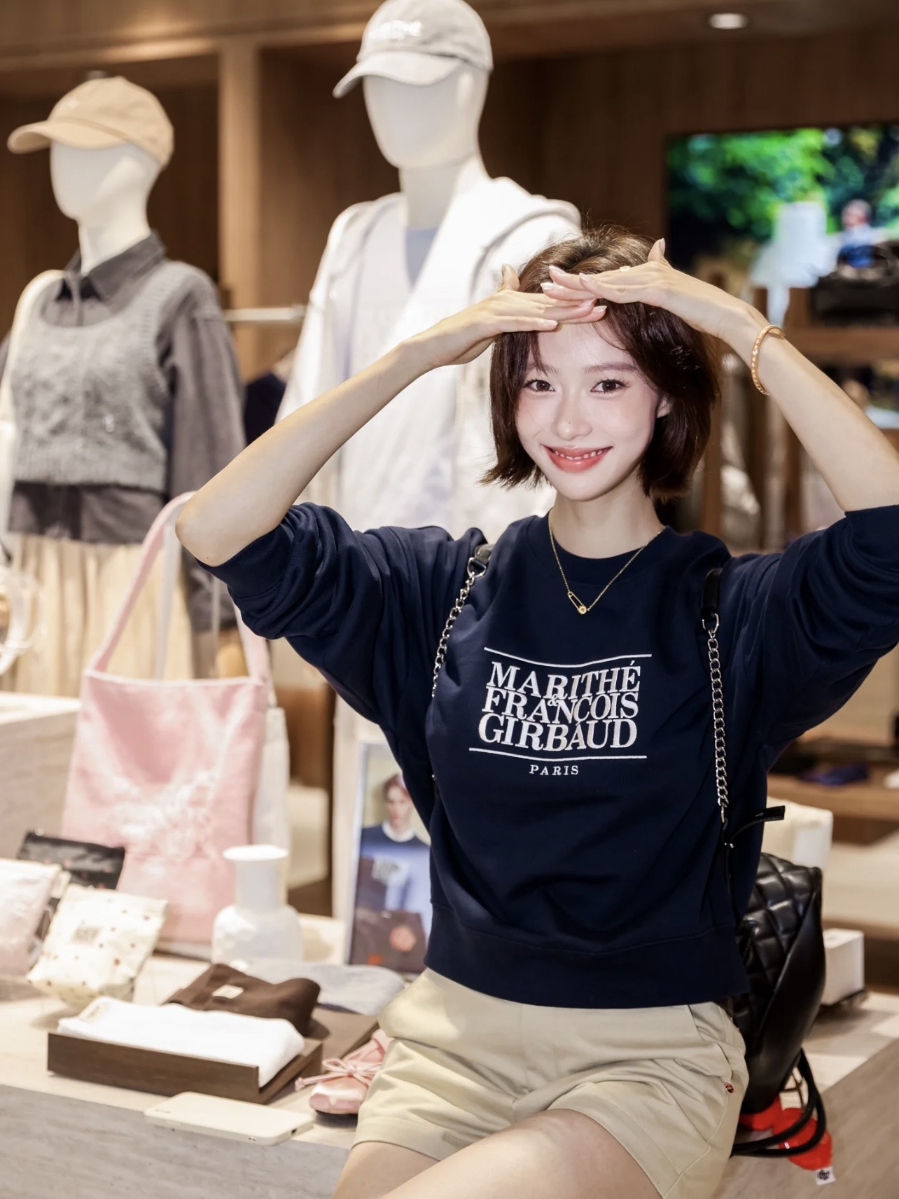 ce708d4aa3fae58f8ff0fa8f95ebde00