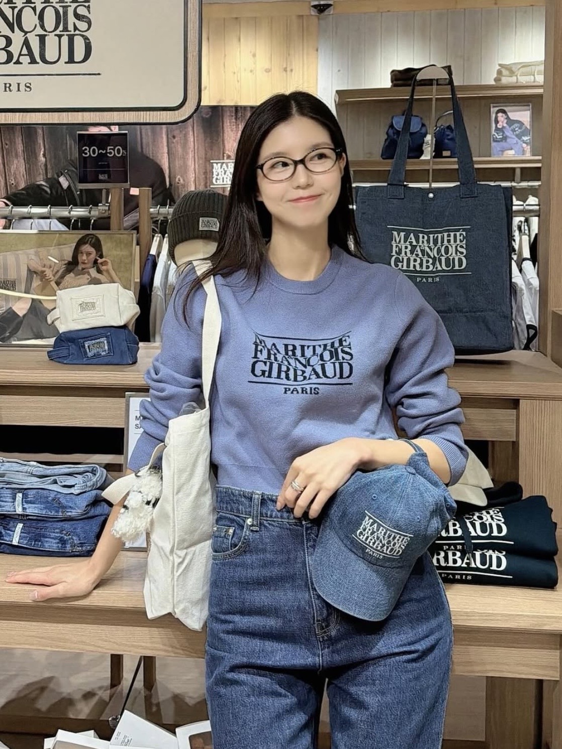 efe7d9d9dc4ce72b128a01e9aa481d6a