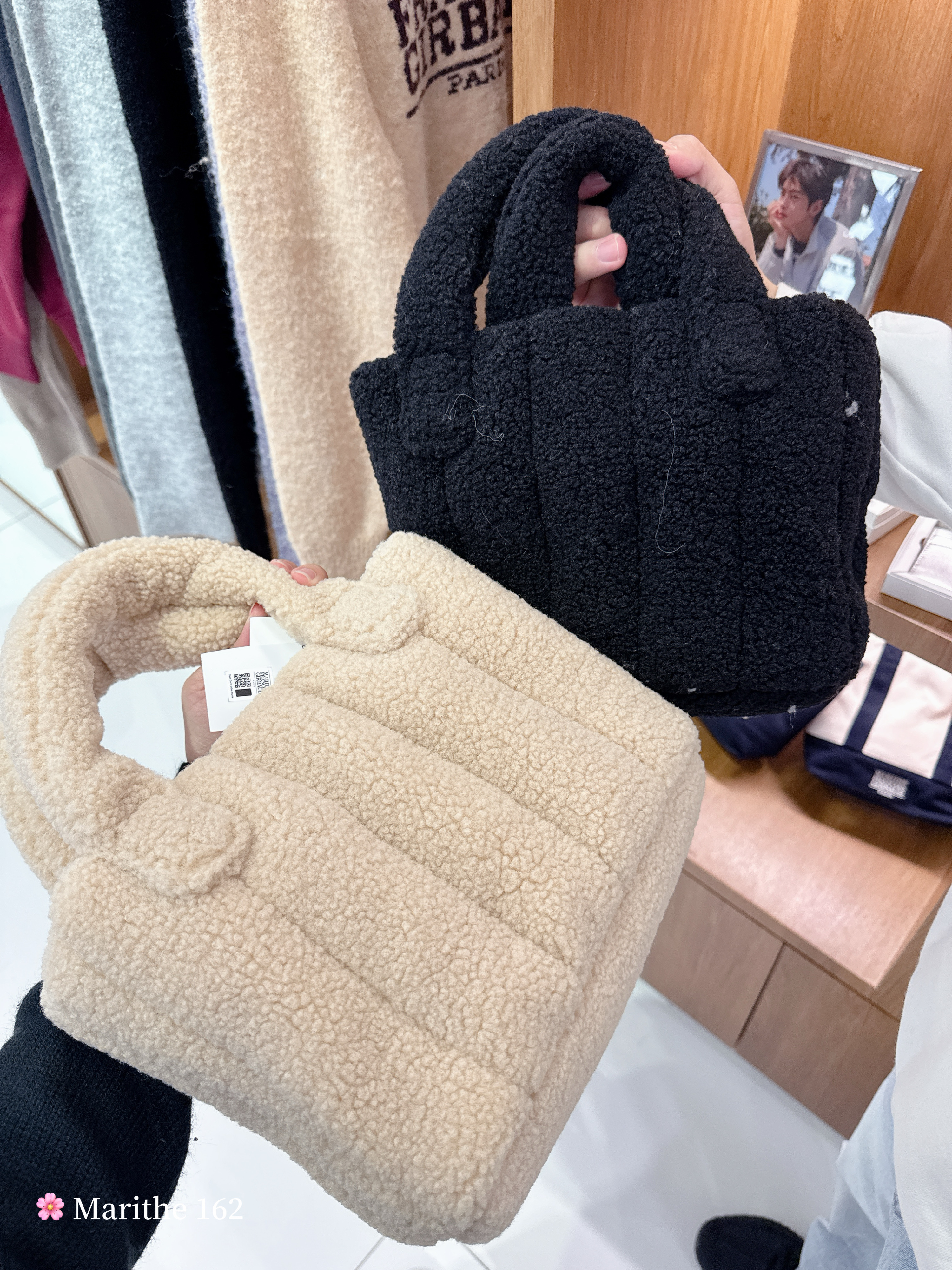 c4ed895689d4cc51b68811e3b95d626f