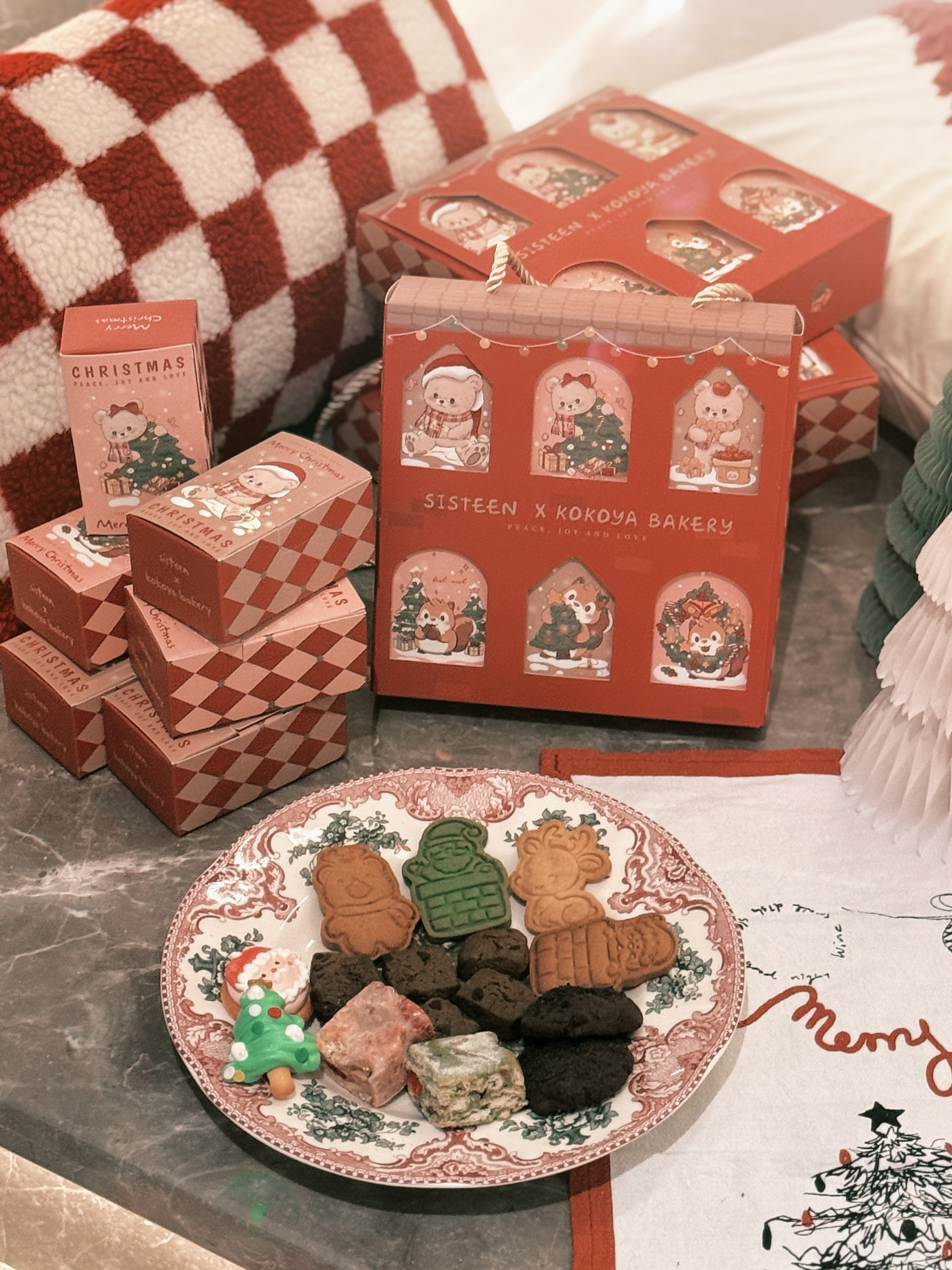 F3B2A24D-4E93-4BCF-8373-6E3BD3A64F3F