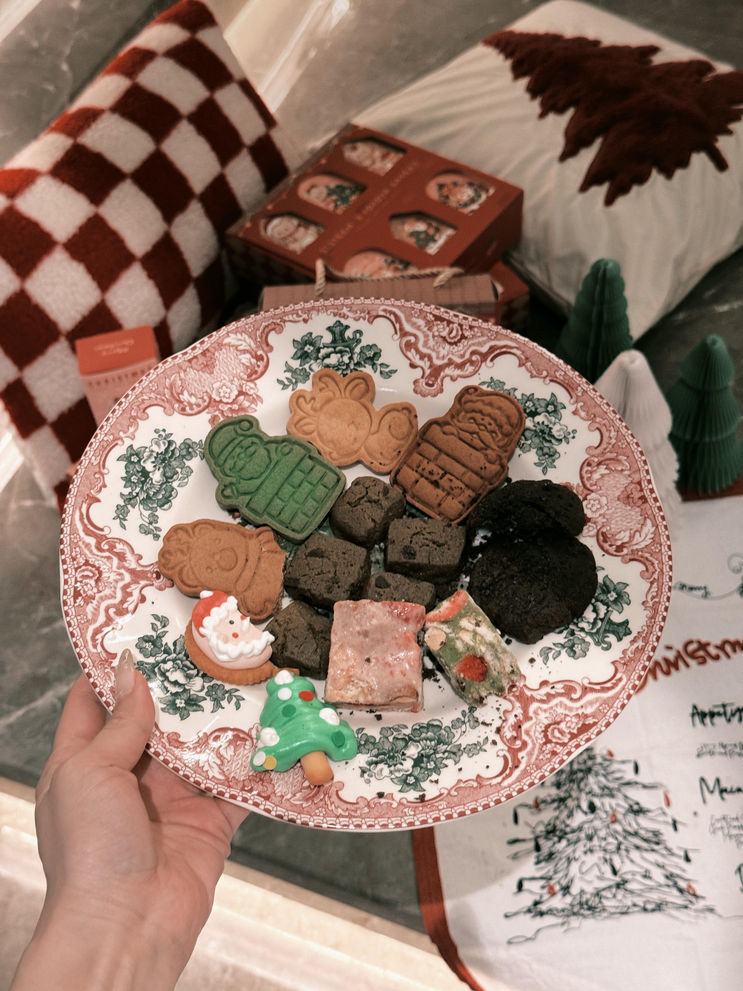 B18BB9D0-7CC4-4885-B4E9-E0E56E07DDA2