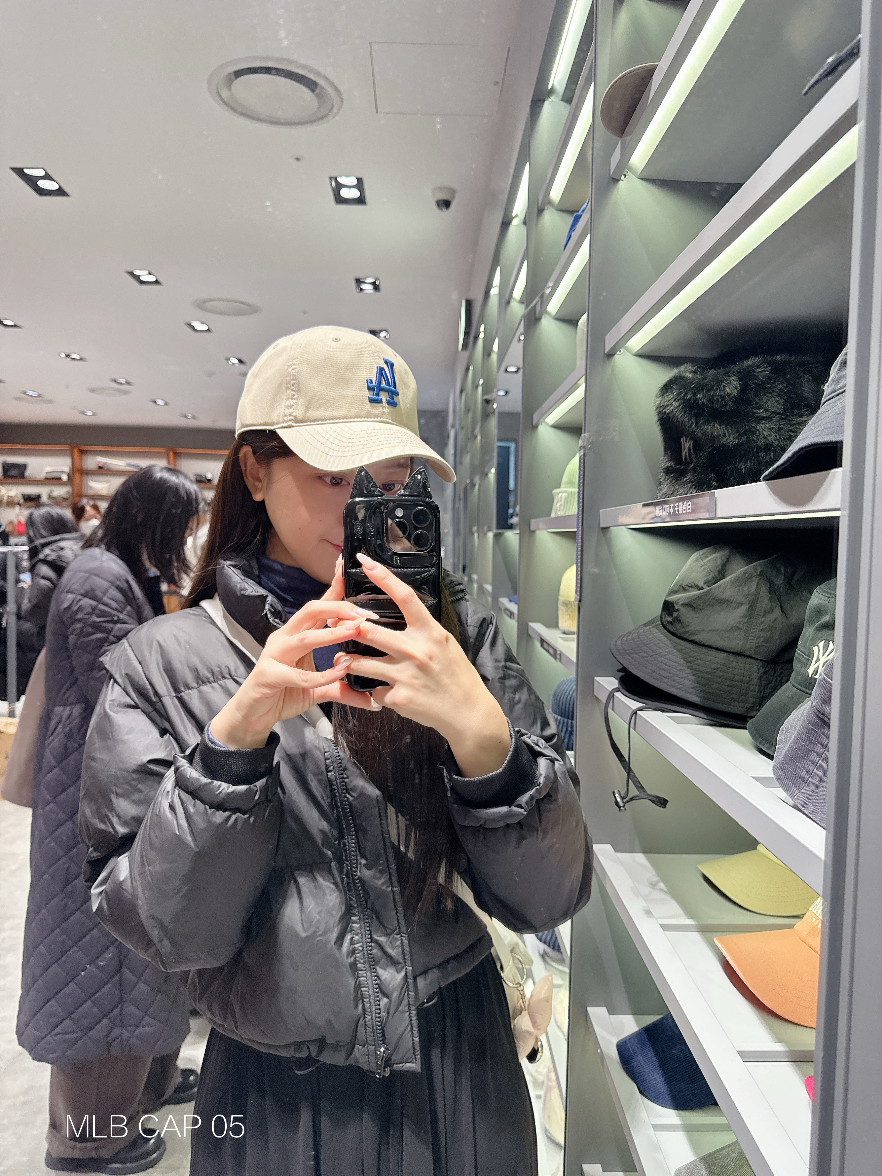 8D4C20DC-87D1-4CC1-90F7-4B324B28CFDE