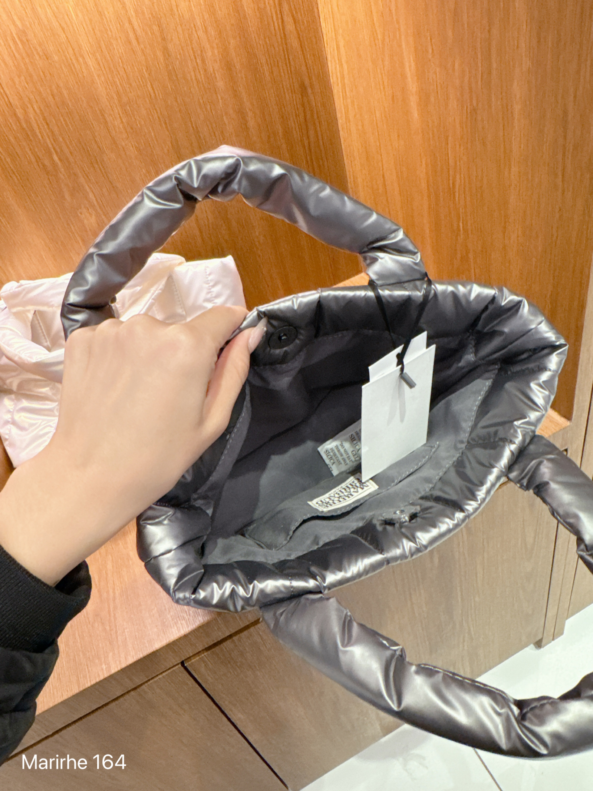 68F4F5AC-2F87-469E-9B10-52F7C232FF5C