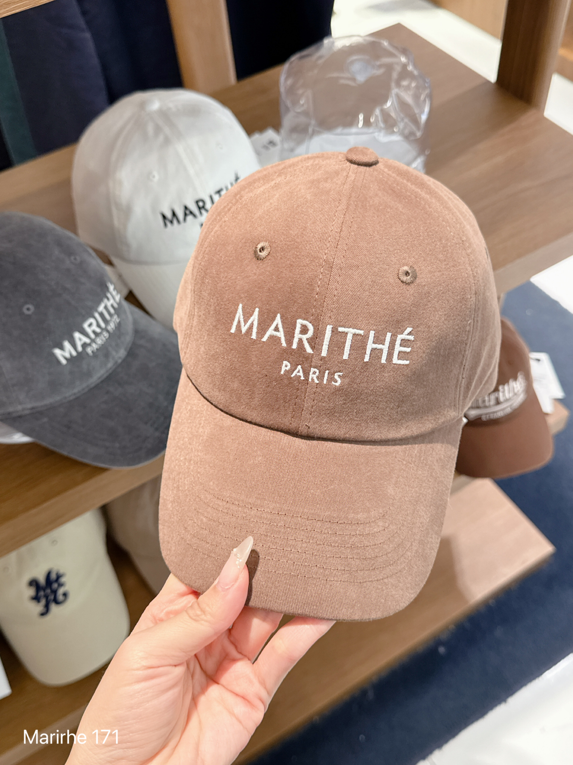 F227072F-F86E-40B6-ACB3-D9245CE99BDC