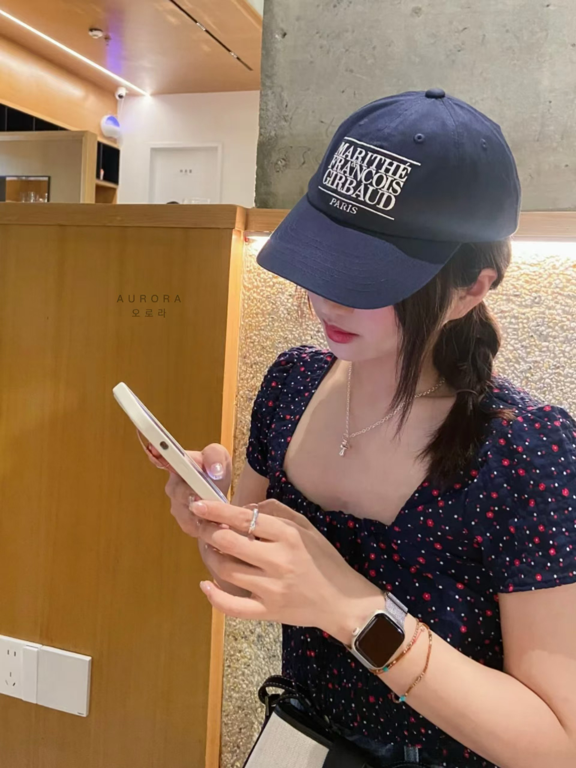 B3285590-1B49-4201-B6FD-5D1874077180