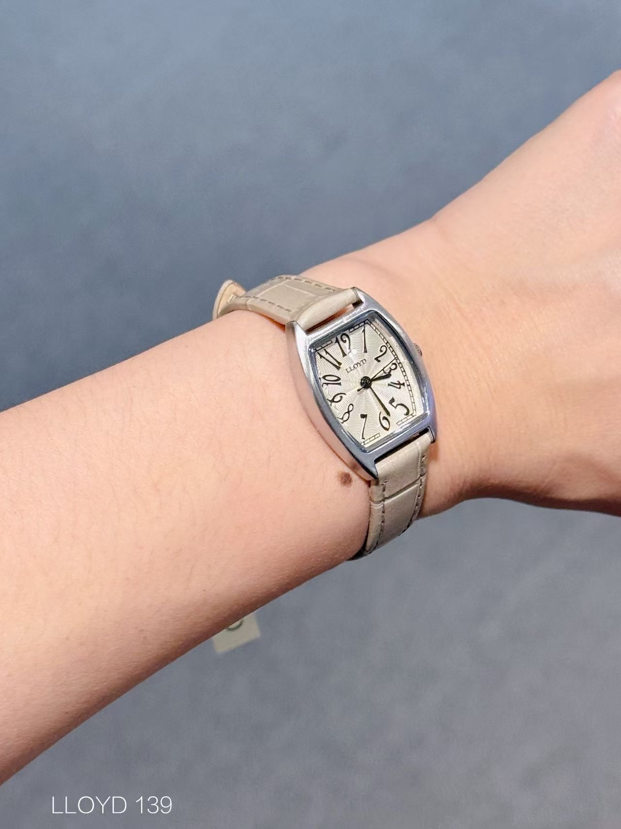 5fc25f2904f2f5ef0a92d4000588b525