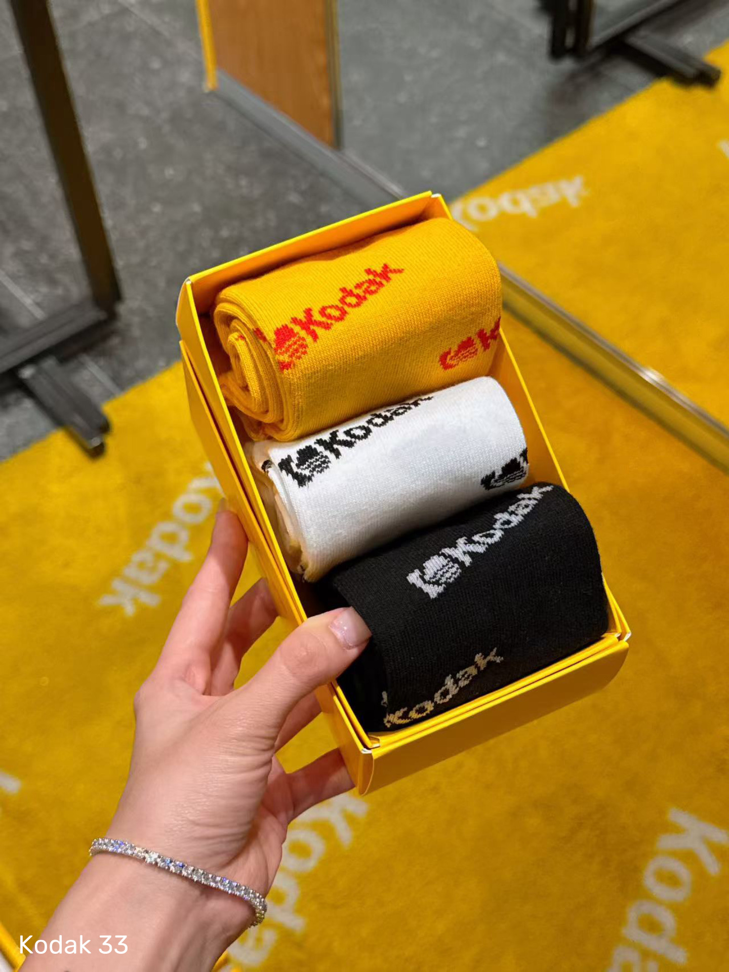 96c01a3bd41c209f865e327bc2ae868f