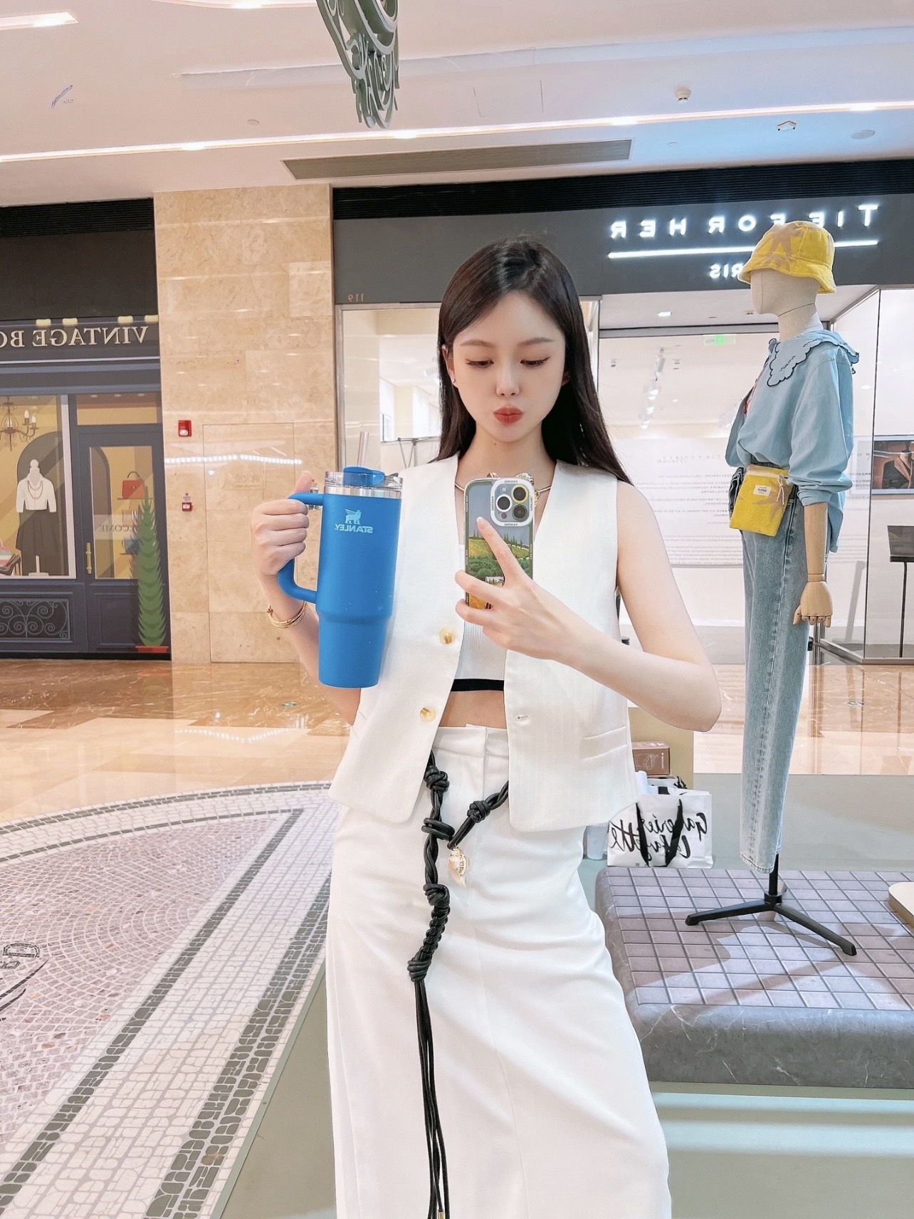 b5f81a22cc2e2d4c53dec179da95f3e4