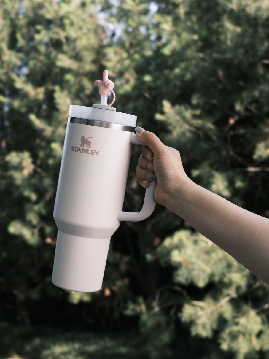 091f0fc9d4124e5f2265638d4cc3c27a