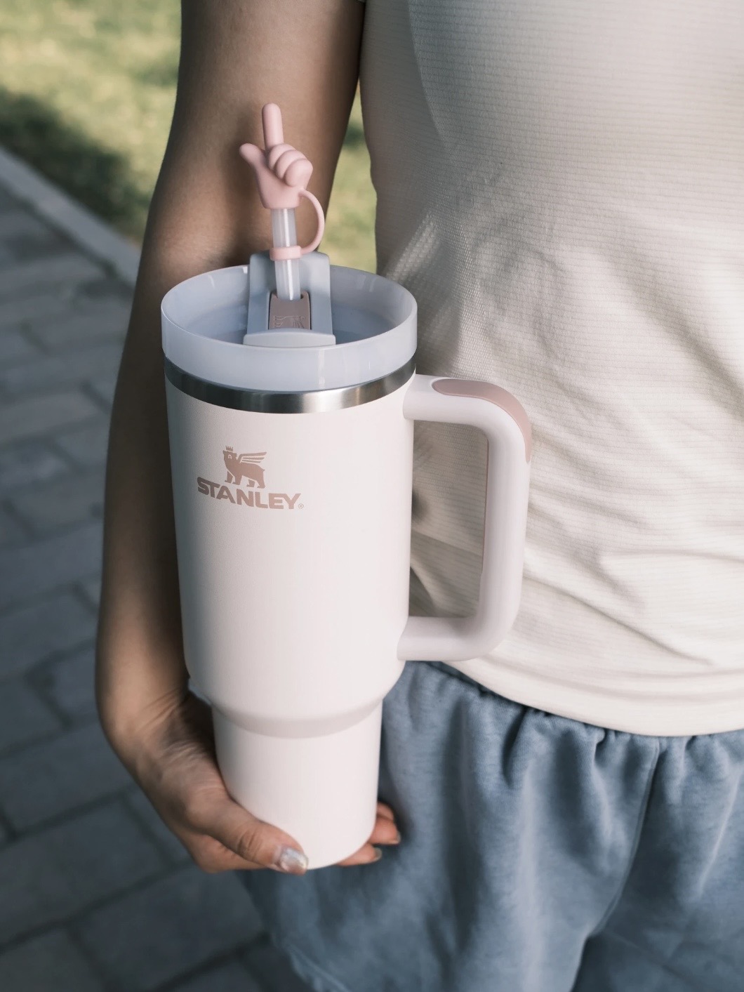 da84c03ea770d5139fb9b6d78fbbfc51