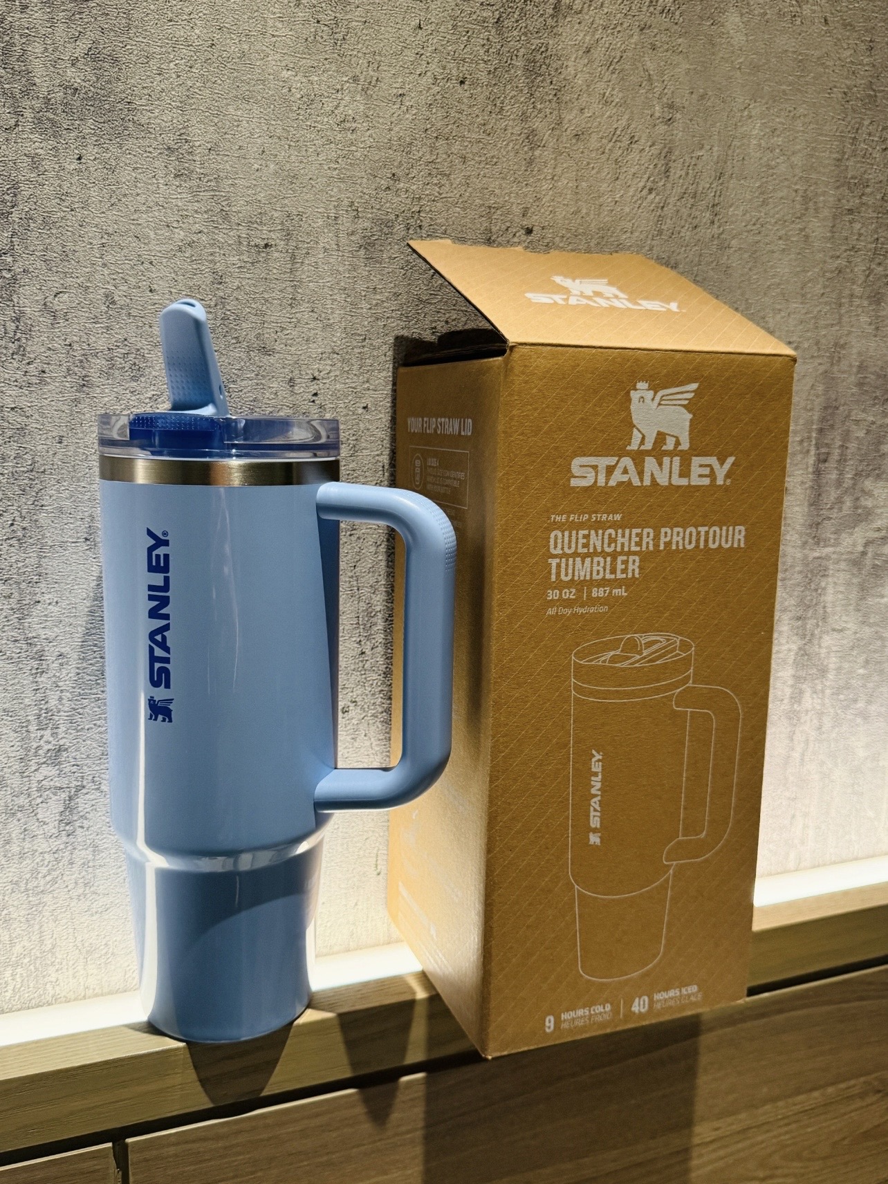 e9cbd2dc4ec3489c97c1c8ba00a56bf9