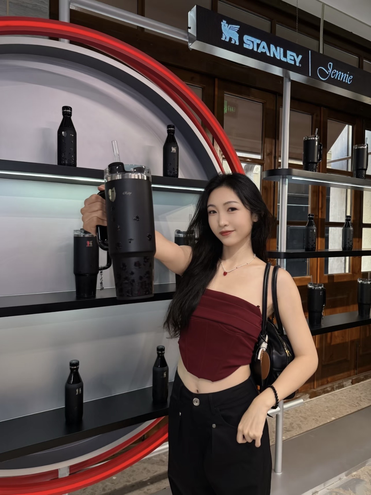 cfe05335810fc79a0bcead58694b6b6a