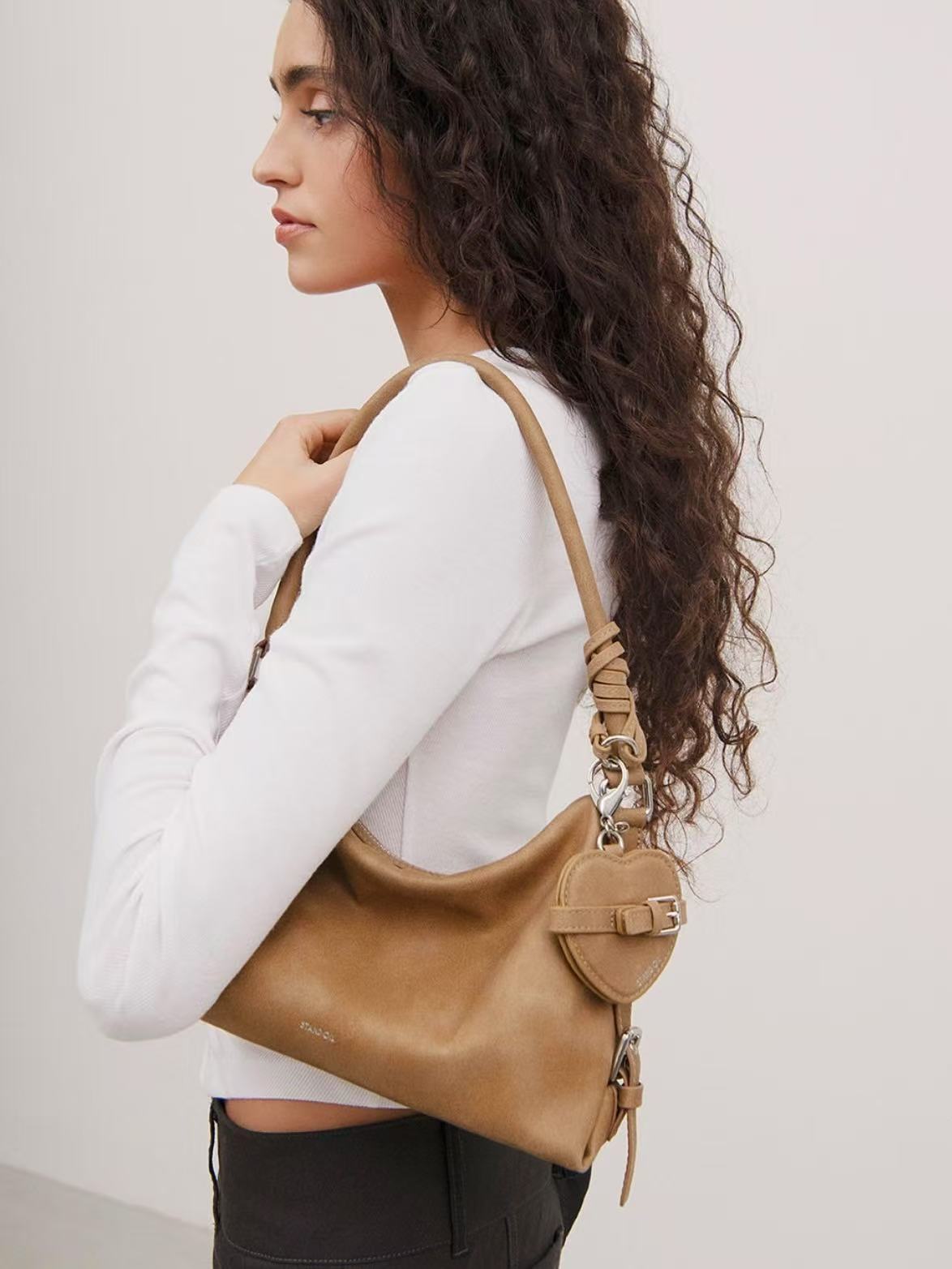 b1249c9a51af413e5602385ef52847ed