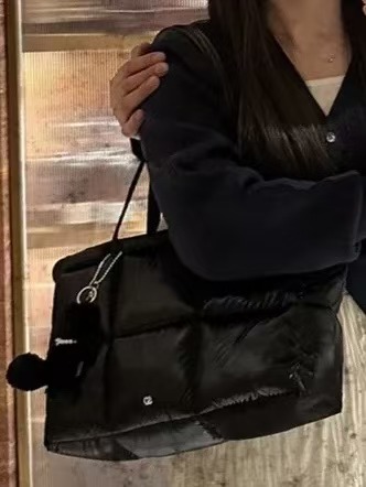 7951463208b8de1c06d3b78adb300dc0