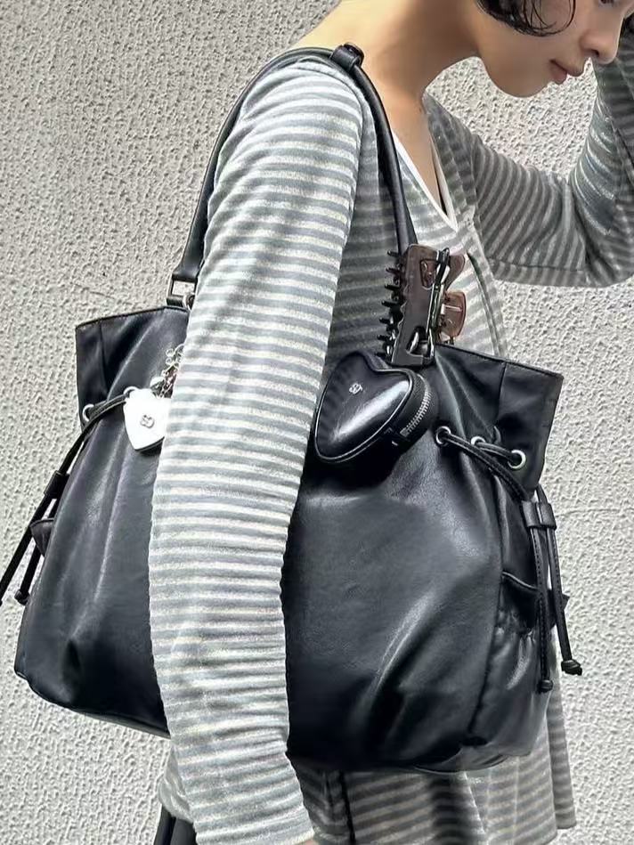 9285c1e1bc429d51a381338c59595203