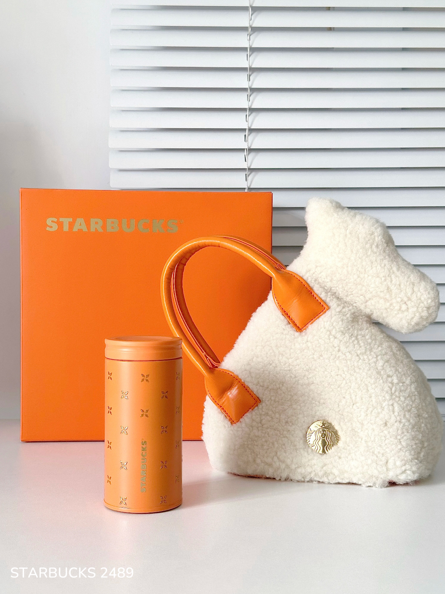 f8ee7e7cb2793125d2df5cb66e3ff969