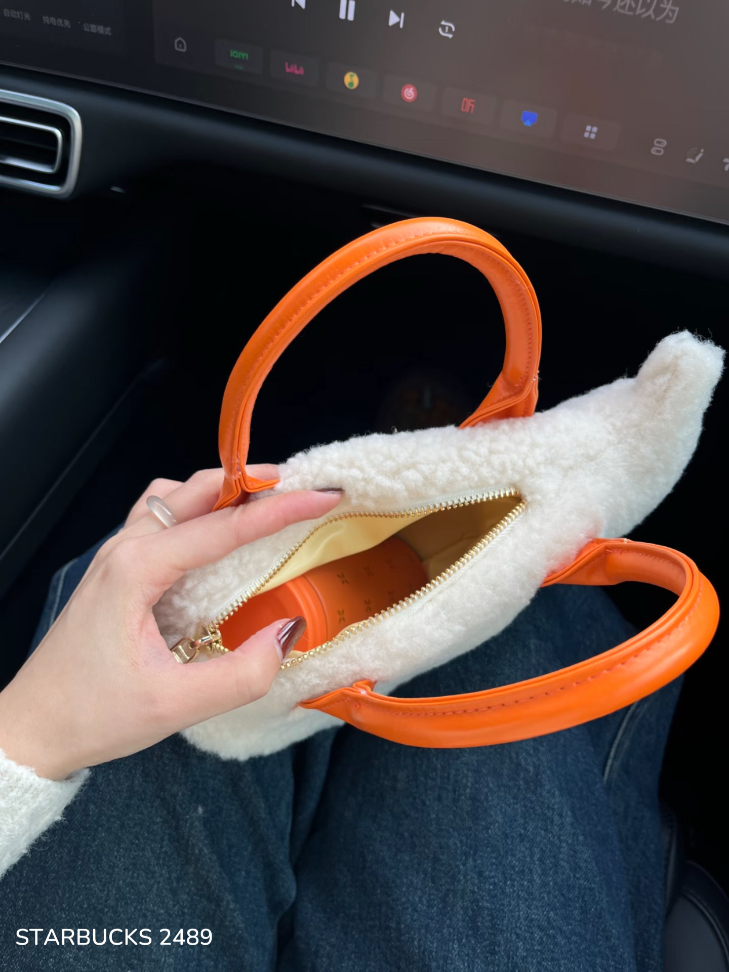 ed23352ed10fdfbbc40a8a56e85c33fc