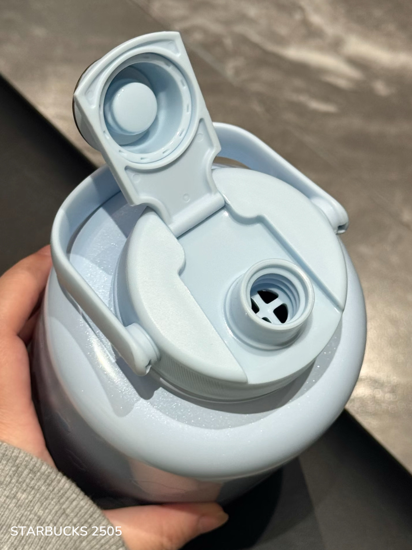 ccbfdc850cd0793280a20c434bcb82d2