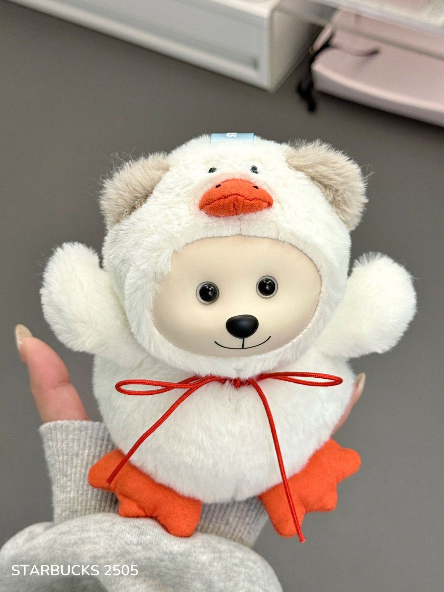 d06fc3aa973e433e0c876b833ec2ba26