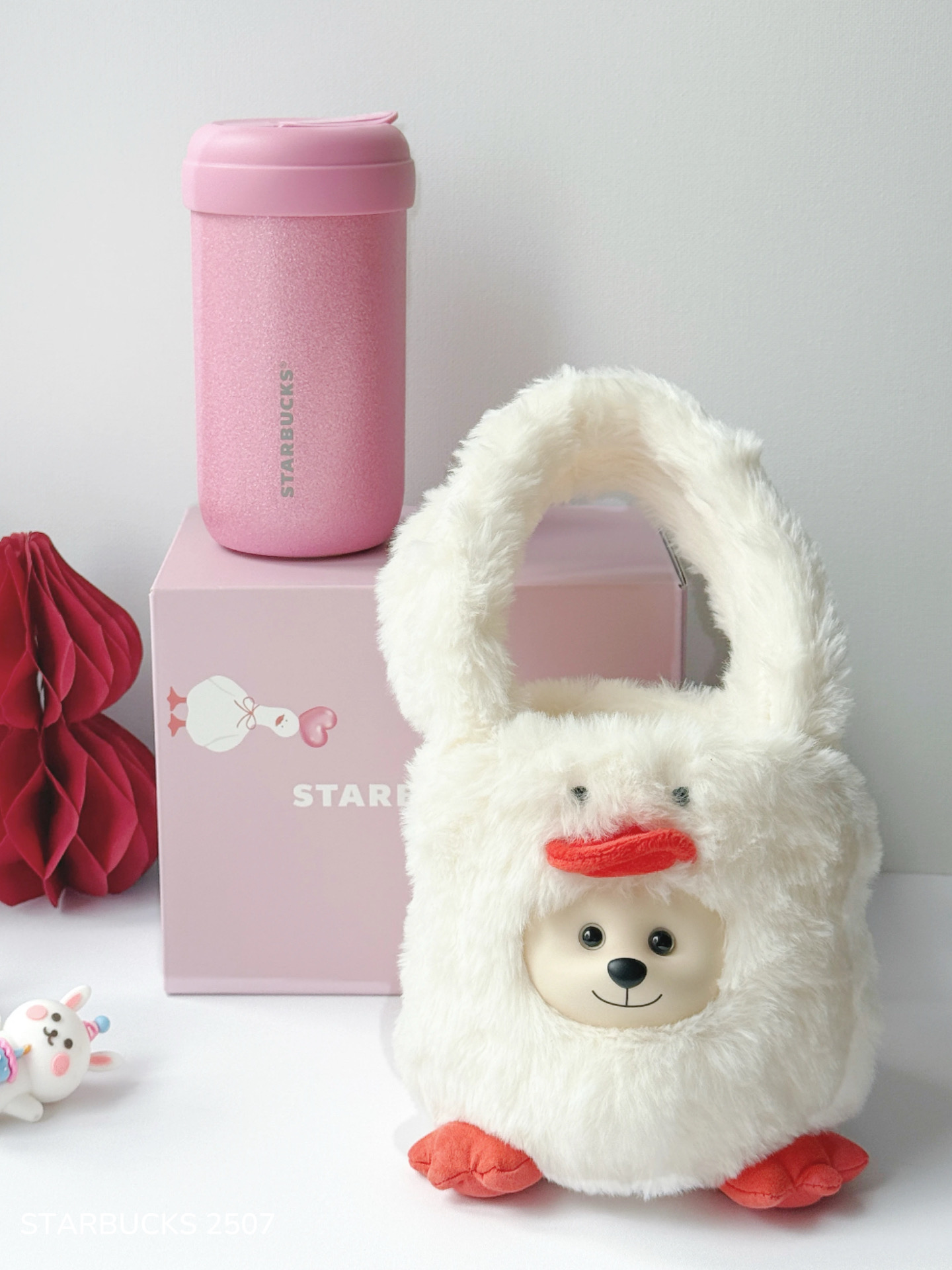 1ef230e5b05346cf796044bd3d92b41e