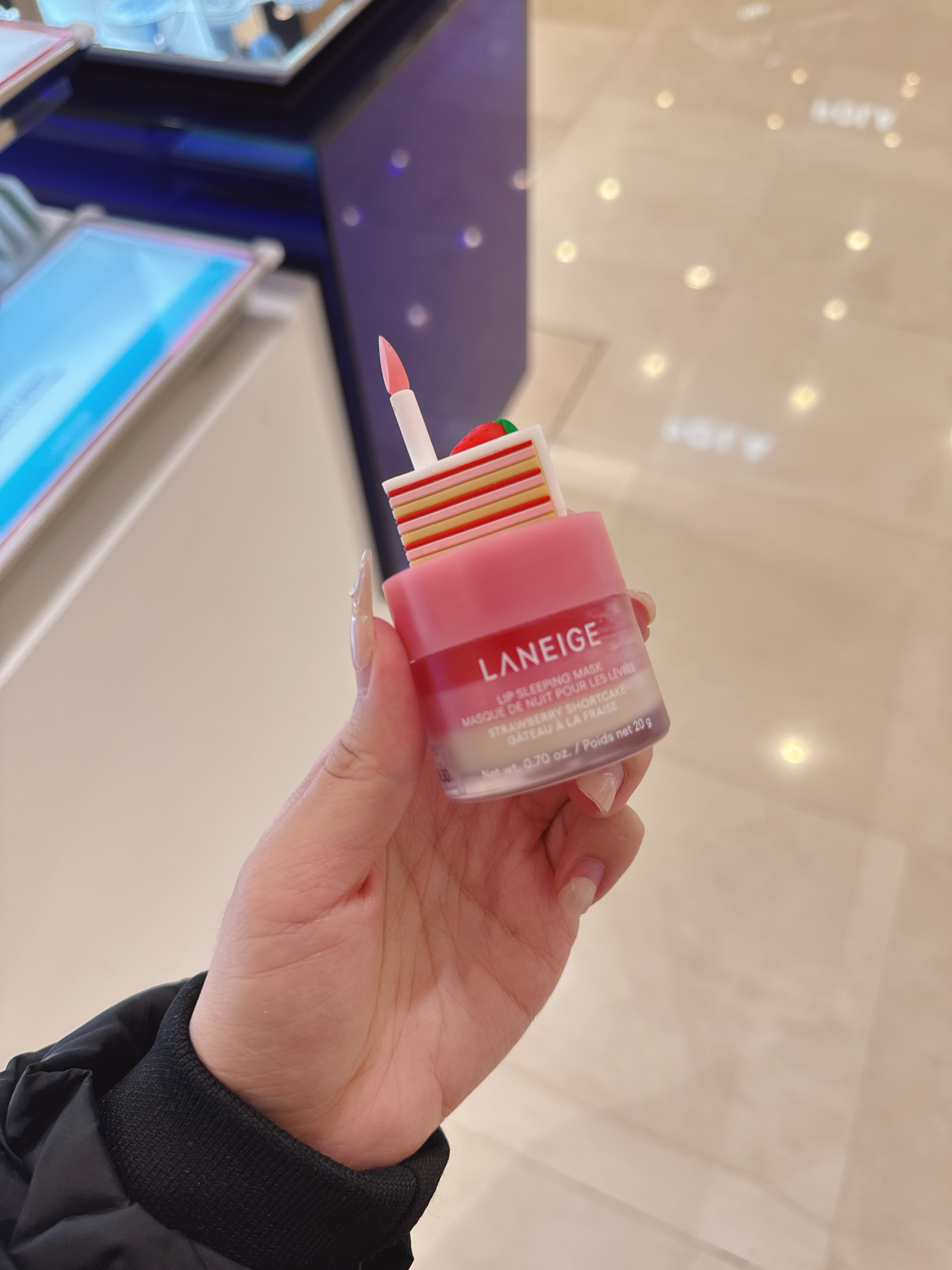 2C2DDE35-9D73-467D-A268-38231D44E926