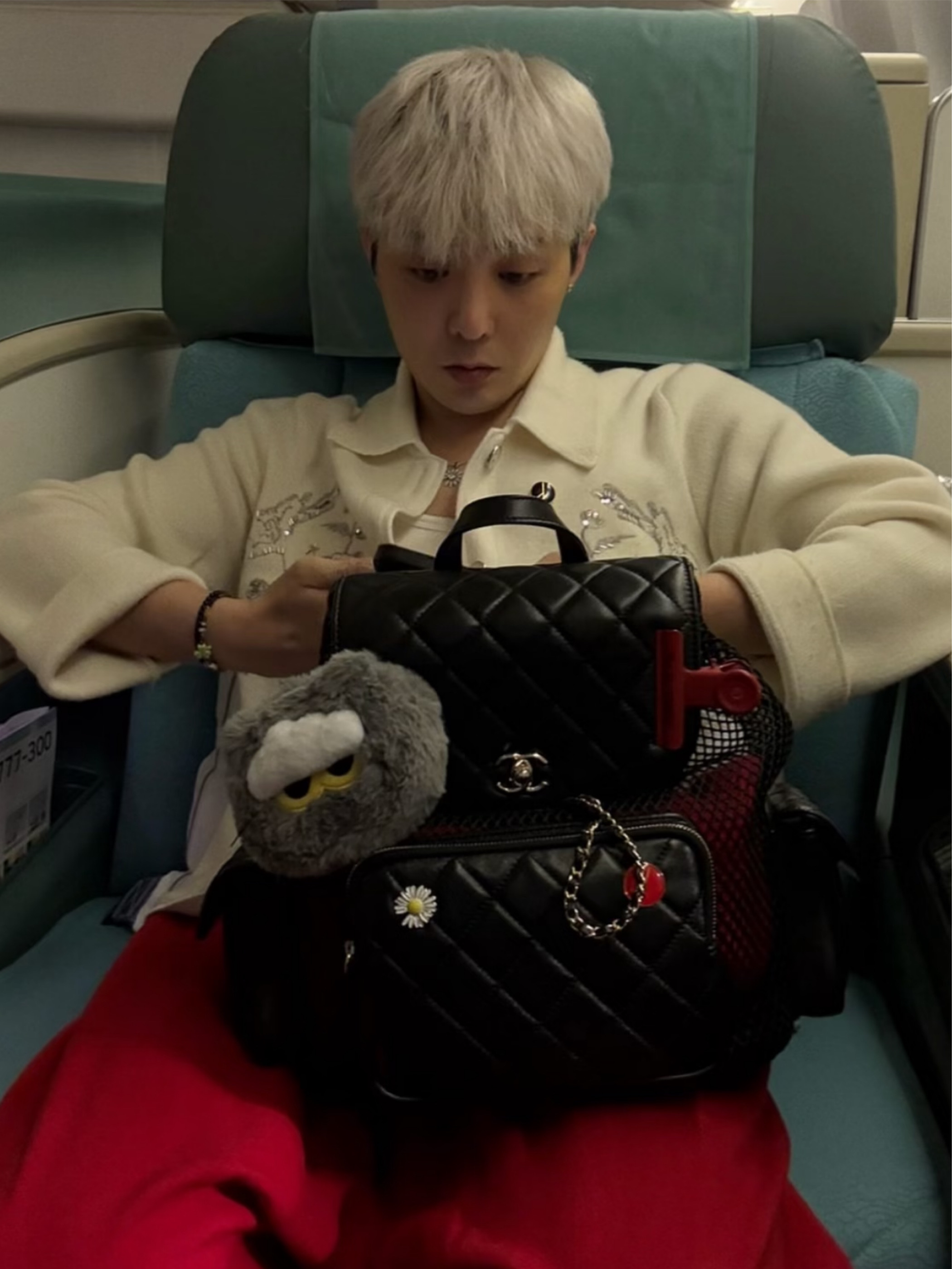 6AA7EA0D-4B3E-44F9-B459-EFCBA0C30E16