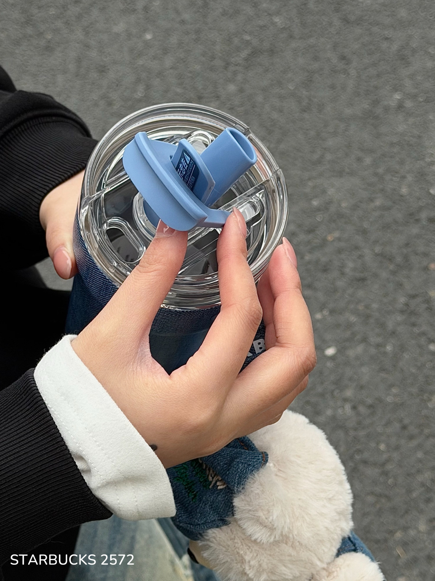 d6380e18e8549f8771ba6f200fda6052