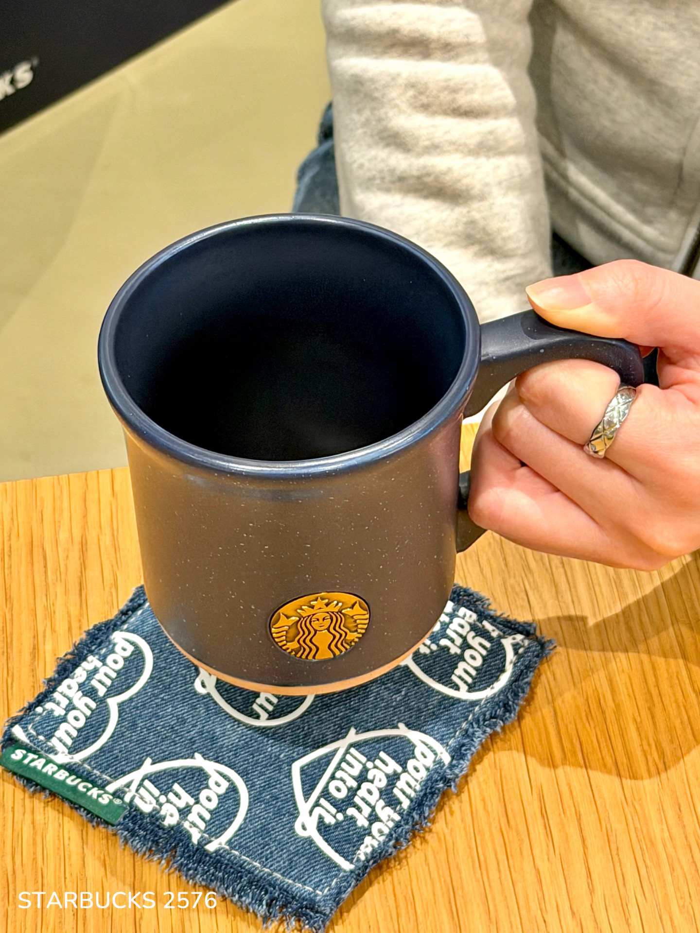 41064c2f0f8123f1e78050a9aa19eb84