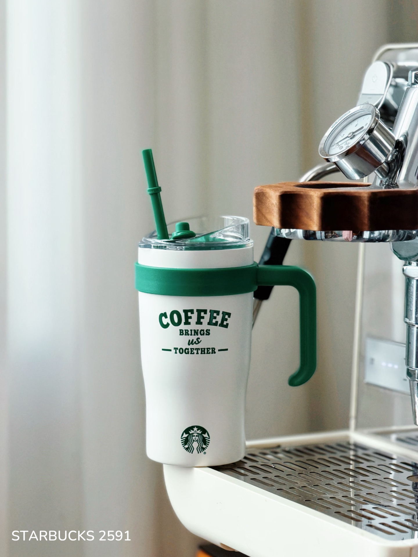 fdbb0aa18240b0f7a3df1c75f15f261a