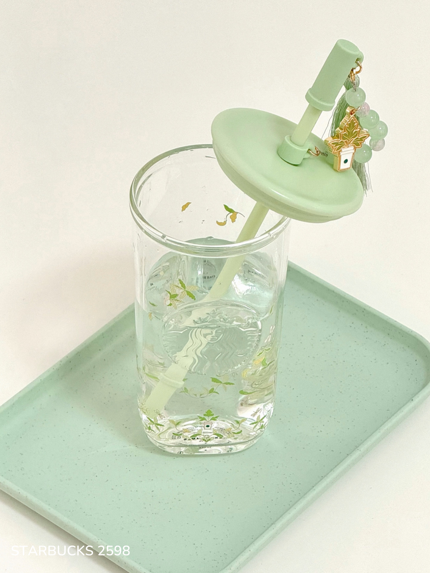 8ea0fd0e5f9226942d61176d96a6a7f0