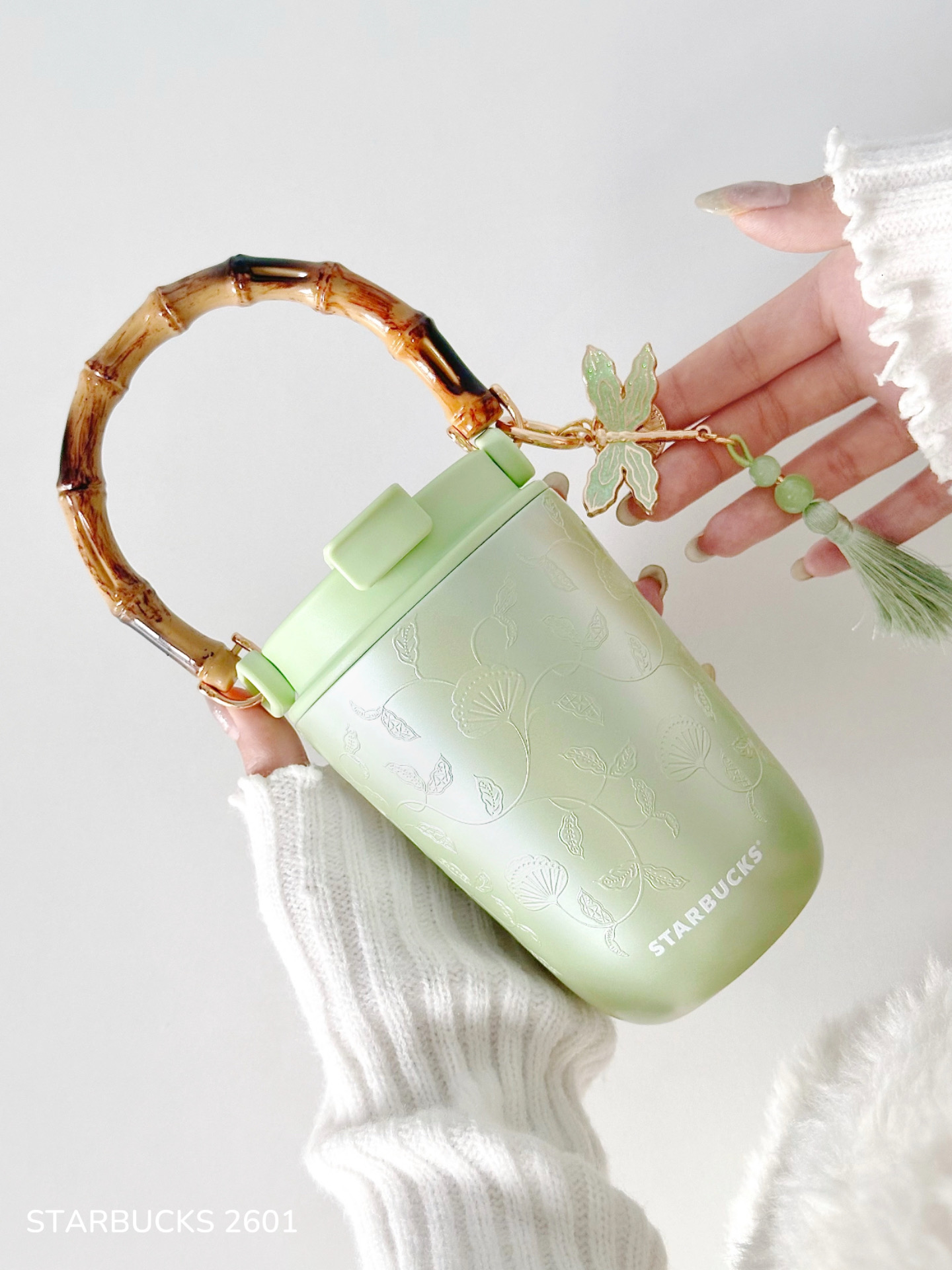 692f7a5b5f357cd8e0c2c3f54d3cc946