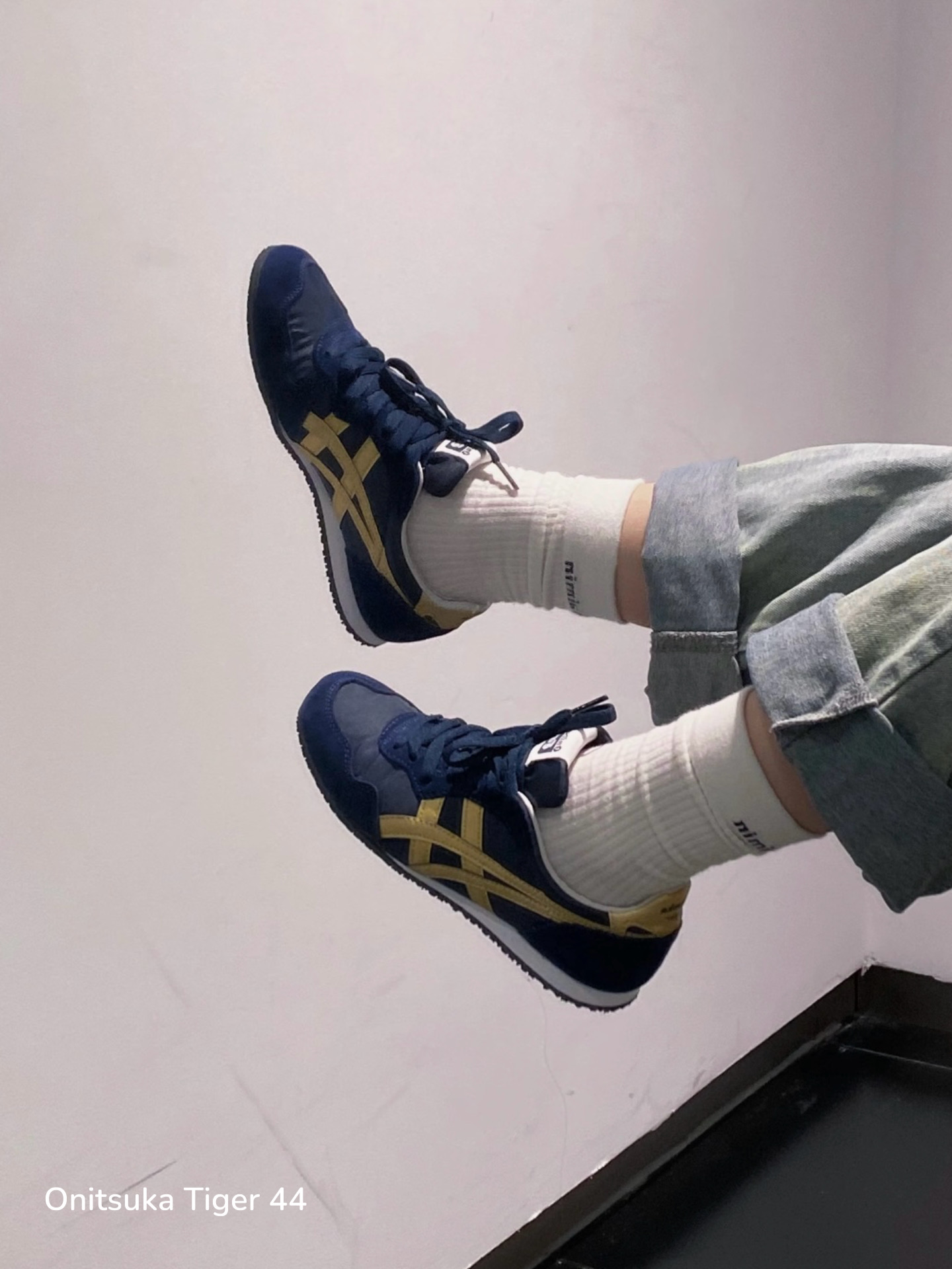 12709816b4ead7f506d9212683f7822e