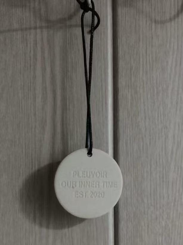 343836