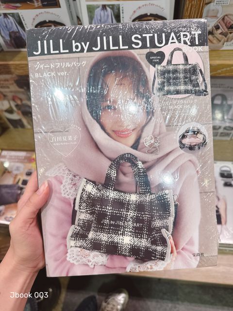 77ae8ec1621e9b62ef98eebf219b7817